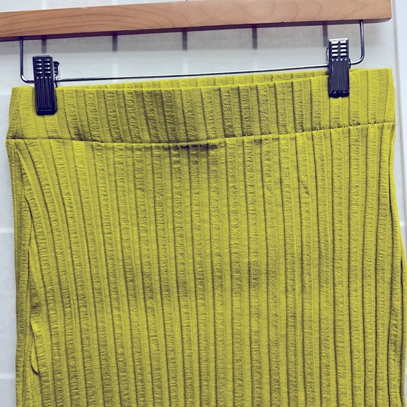 Simon Miller Rip Bloop skirt. Color Kiwi Size S 🥝 . Spring/summer skirt. - Picture 6 of 9